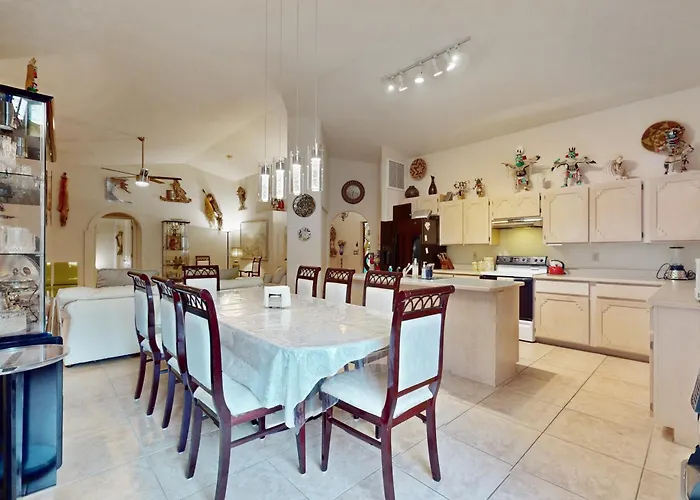Southwestern Sun Sanctuary Holiday home